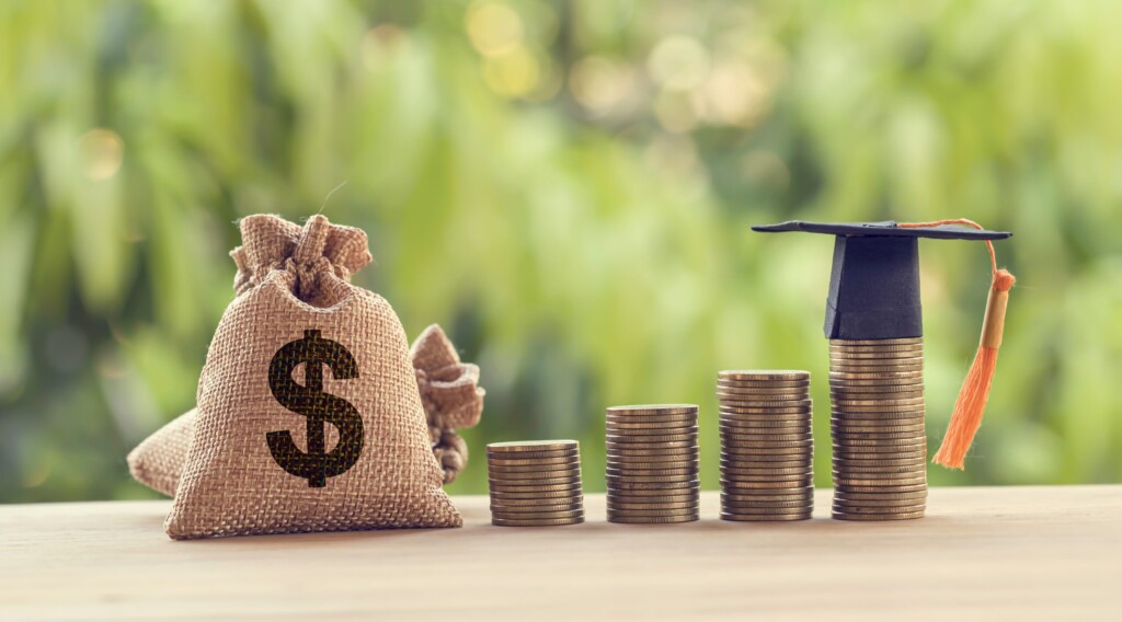 Money & Student Grad Cap Money & Student Grad Cap